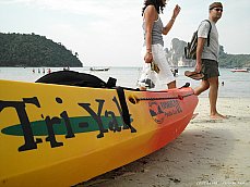 05.12.31.LoDalam.Kayak.jpg